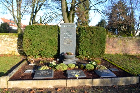 Sindlingen, Friedhof, Grab Kirchhof