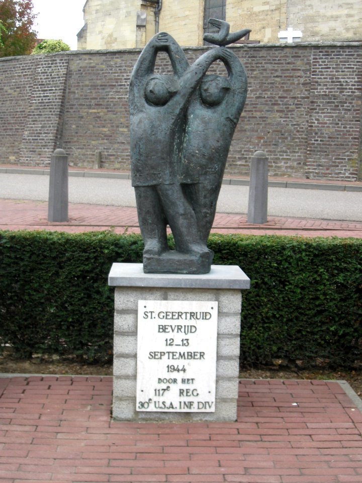 Sint Geertruid, bevrijdingsmonument (lang)