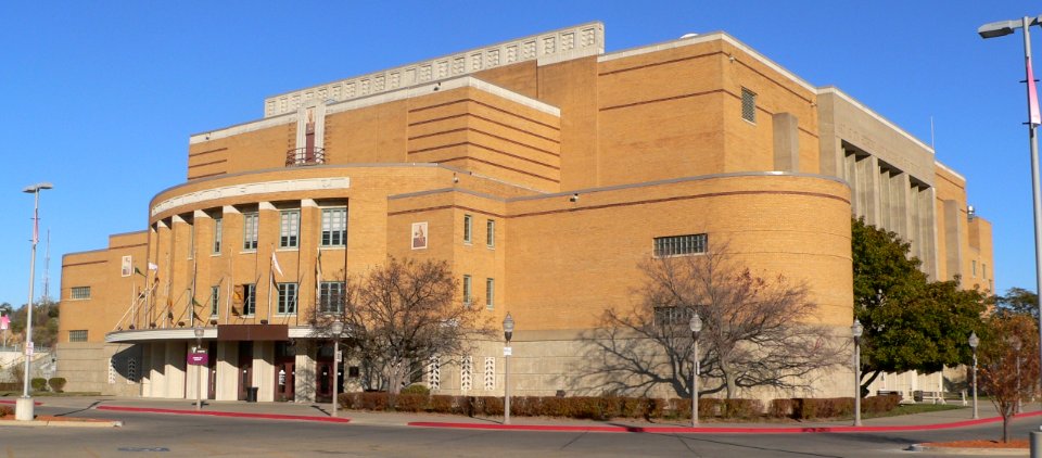Sioux City Municipal Auditorium from SE 4