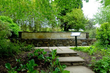 Sir Horace Kadoorie memorial - Hillier Gardens - Romsey, Hampshire, England - DSC04987