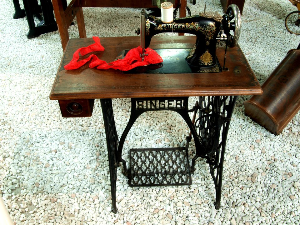 Singer nähmaschine pic2