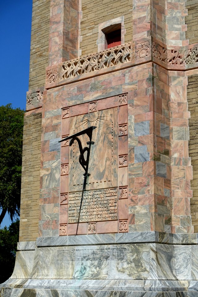 Singing Tower sundial - Bok Tower Gardens - DSC02262