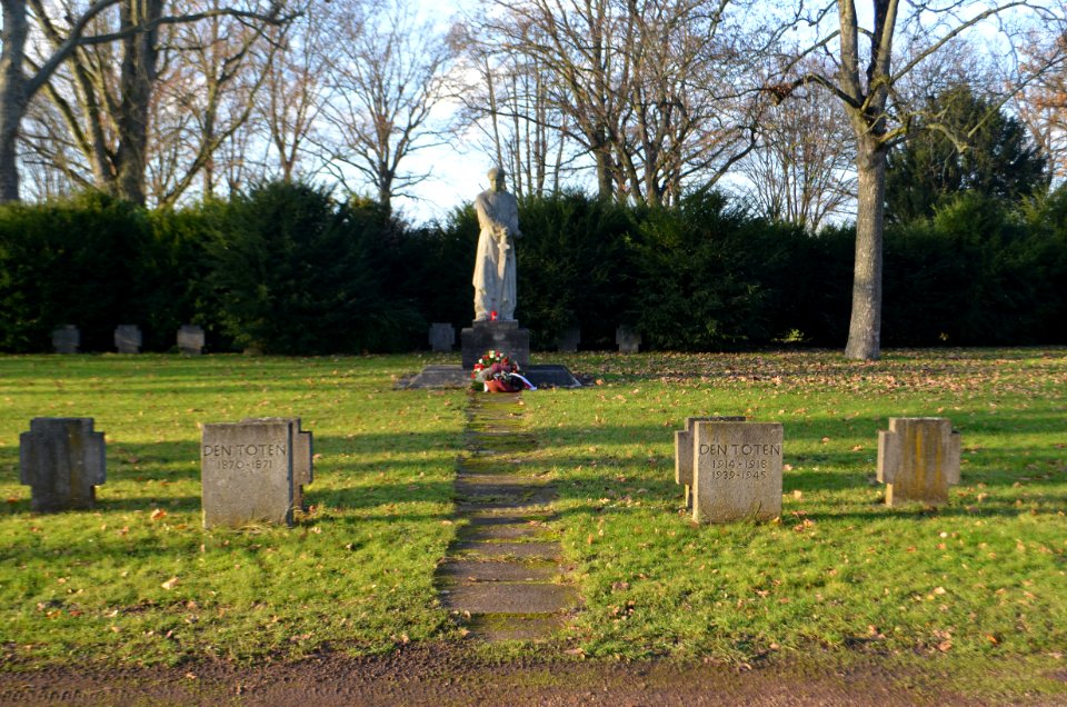 Sindlingen, Friedhof, Kriegsgräberfeld