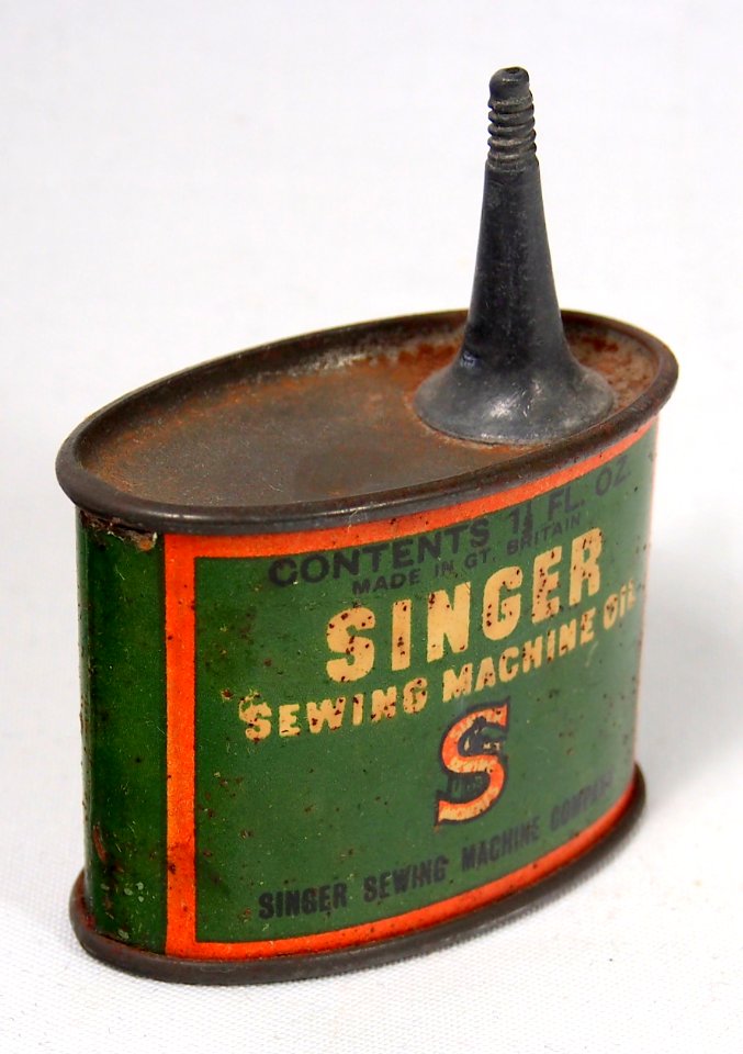 Singer sewing machine oil tin, One one thirt Fl Oz, pic 5