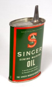 Singer sewing machine oil tin, 3 Fl Oz, pic 2