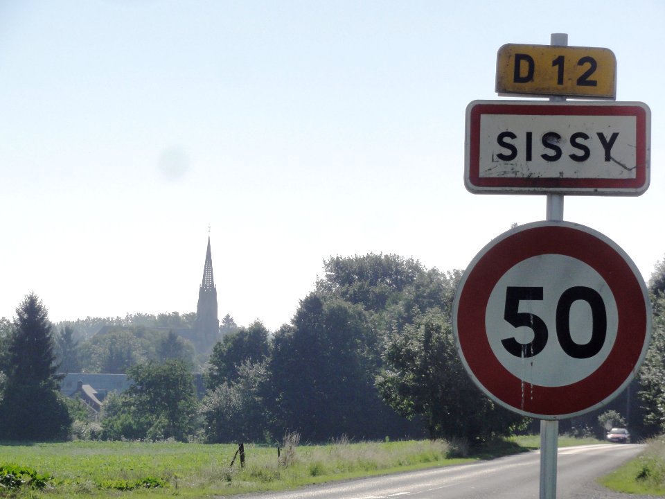 Sissy (Aisne) city limit sign