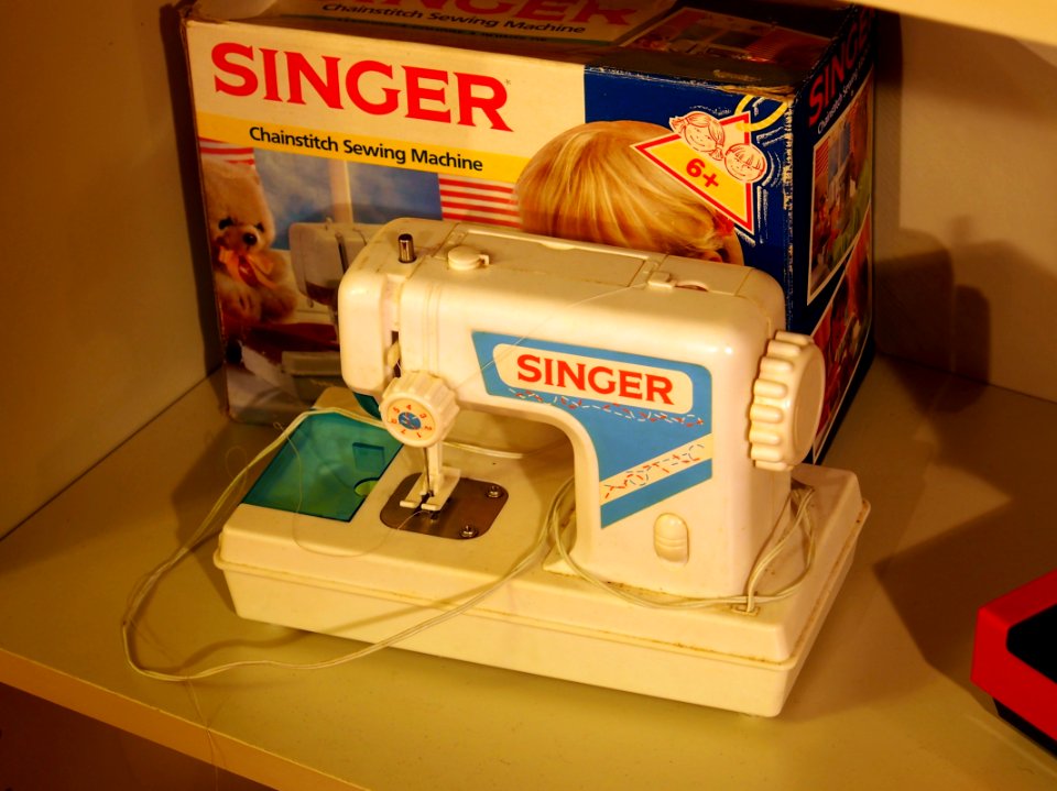 Singer toy sewing machine