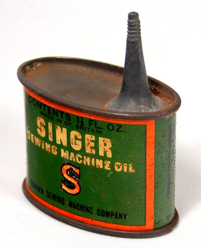 Singer sewing machine oil tin, One one thirt Fl Oz, pic 4