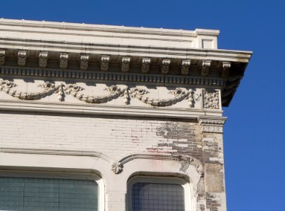 Sioux City, Iowa 409-411 Nebraska St detail cornice 2