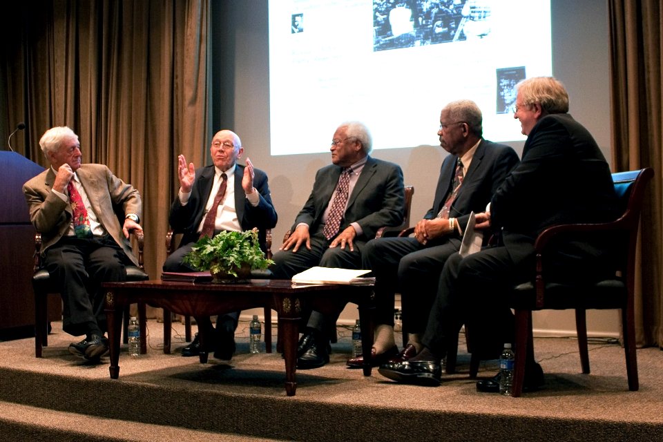 Sit-in Media Forum 01