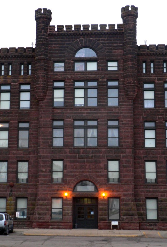 Sioux City Central H.S. N side center