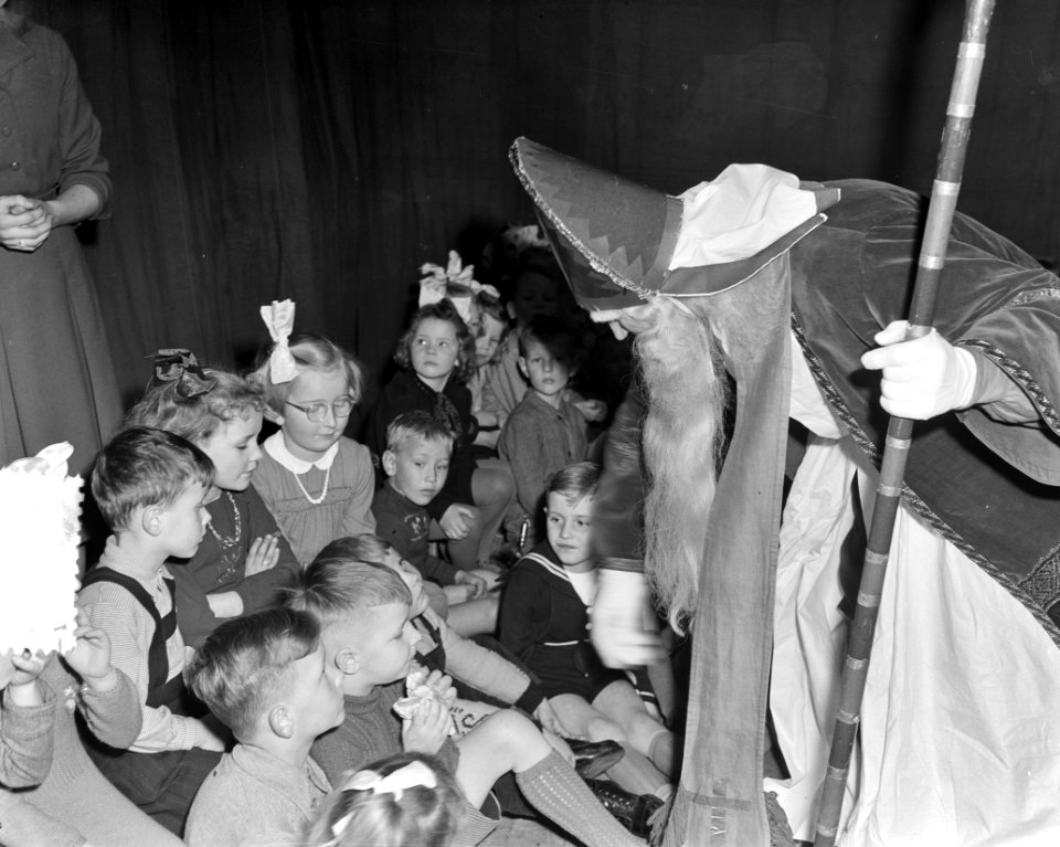 Sint Pietersdag Grouw (Friesland), Bestanddeelnr 904-9785
