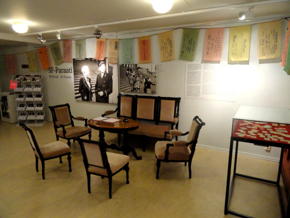 Sitting area - City Museum of Helsinki - DSC05263