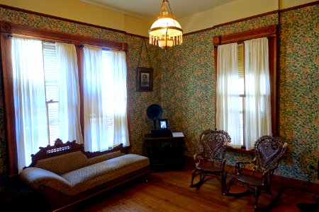 Sitting room - O. Henry Museum - Austin, Texas - DSC09213