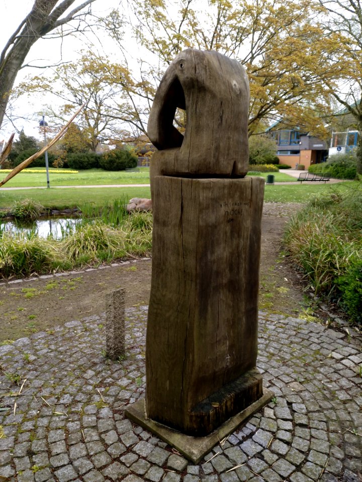 Sitzender Mann (Dirk Cherouny 2013) 05