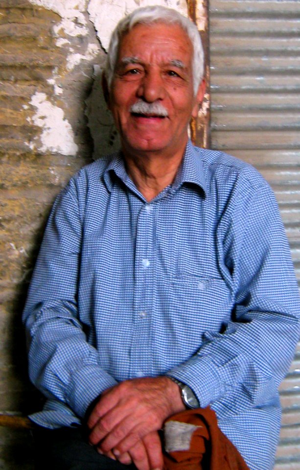 Sited Nishapuri oldman in Bazaar of Nishapur 2(Cropped)
