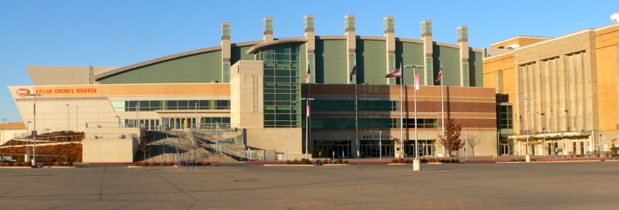 Sioux City Events Center arena from S 1