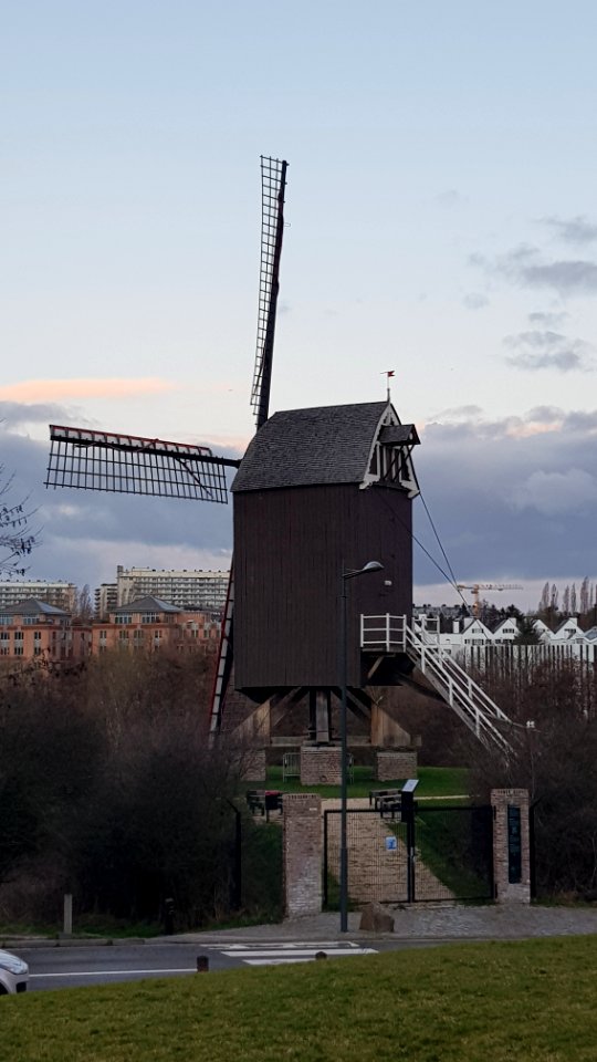 Sint-Lambrechts-Woluwe-Verbrande Molen (2)