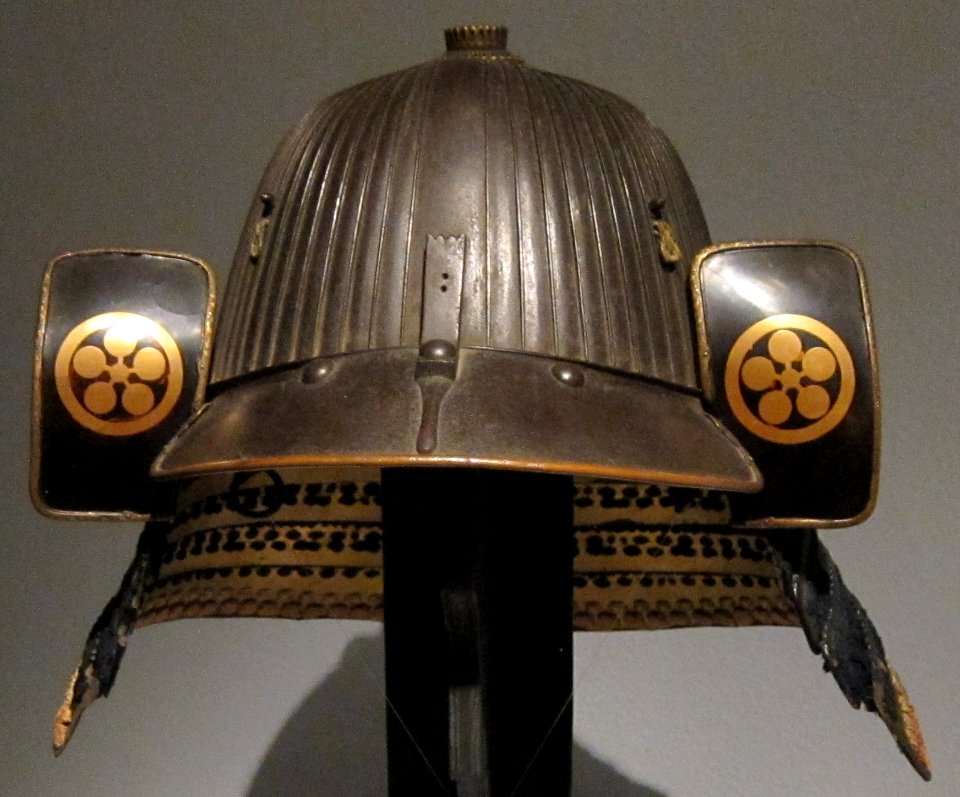 Sixty-two plate ridged helmet by Saotome Iesada with crest of Tako