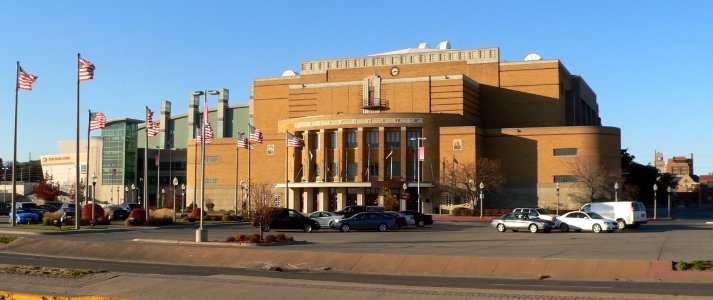 Sioux City Events Center from SE 1