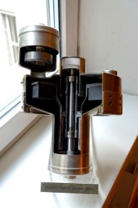 Siemens device - Röntgen-Gedächtnisstätte Würzburg - Würzburg, Germany - DSC04345