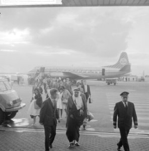 Sjeik Hamed bin Alkhailifa op Schiphol, Bestanddeelnr 912-7835