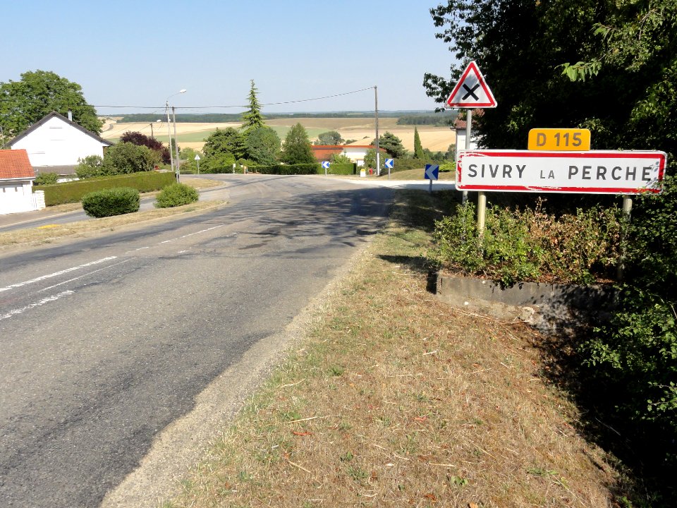 Sivry-la-Perche (Meuse) city limit sign