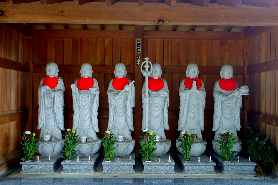 Six Jizo - Hōon-ji Temple - Morioka, Iwate - DSC04283