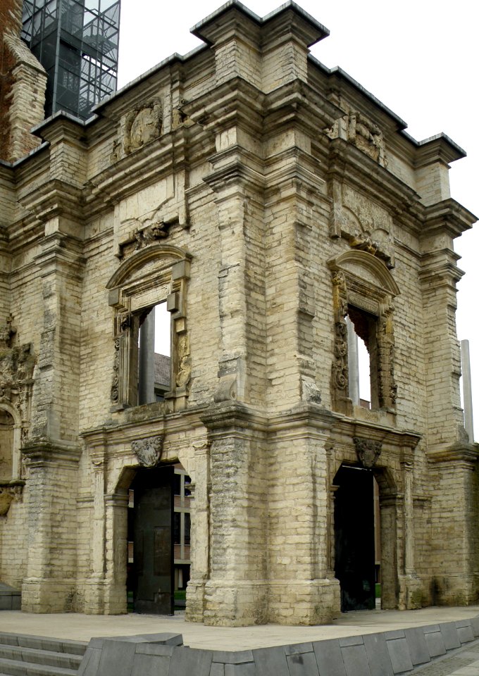 Sint-Truiden Abdij Portaal 2