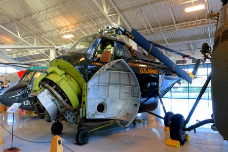 Sikorsky H-19A Chickasaw, 1950 - Evergreen Aviation & Space Museum - McMinnville, Oregon - DSC00986