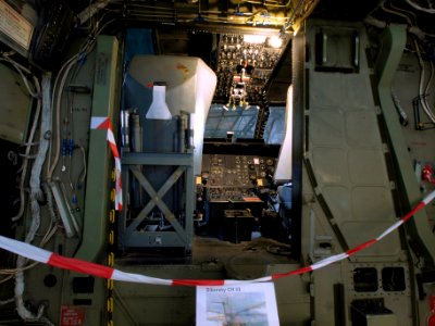 Sikorsky CH53 cockpit pic1