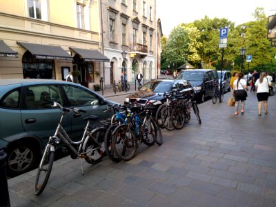 Sienna - pełny parking rowerowy - IMG 20180504 185703
