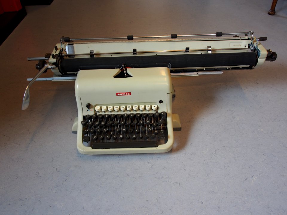 Siemag typewriter, pic2