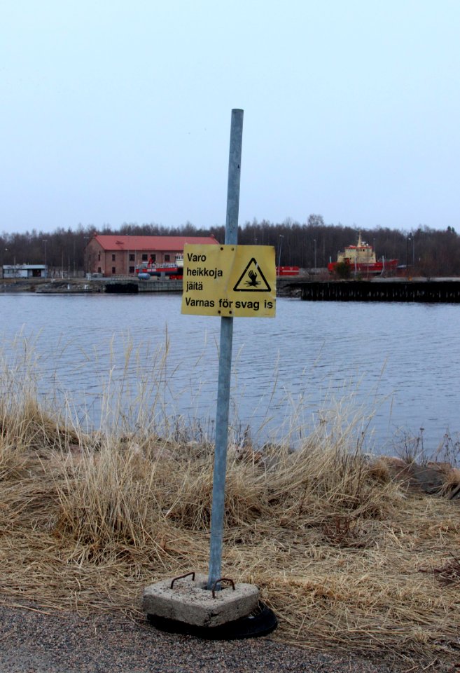 Sign Toppilansaari Oulu 20140414