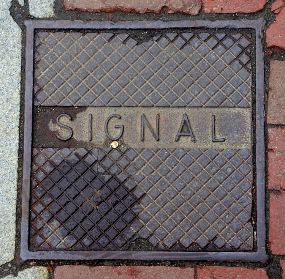 Signal - Cambridge, MA - DSC04764