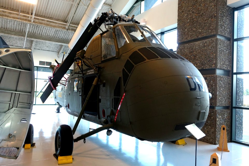Sikorsky UH-34D Seahorse, 1954 - Evergreen Aviation & Space Museum - McMinnville, Oregon - DSC00989