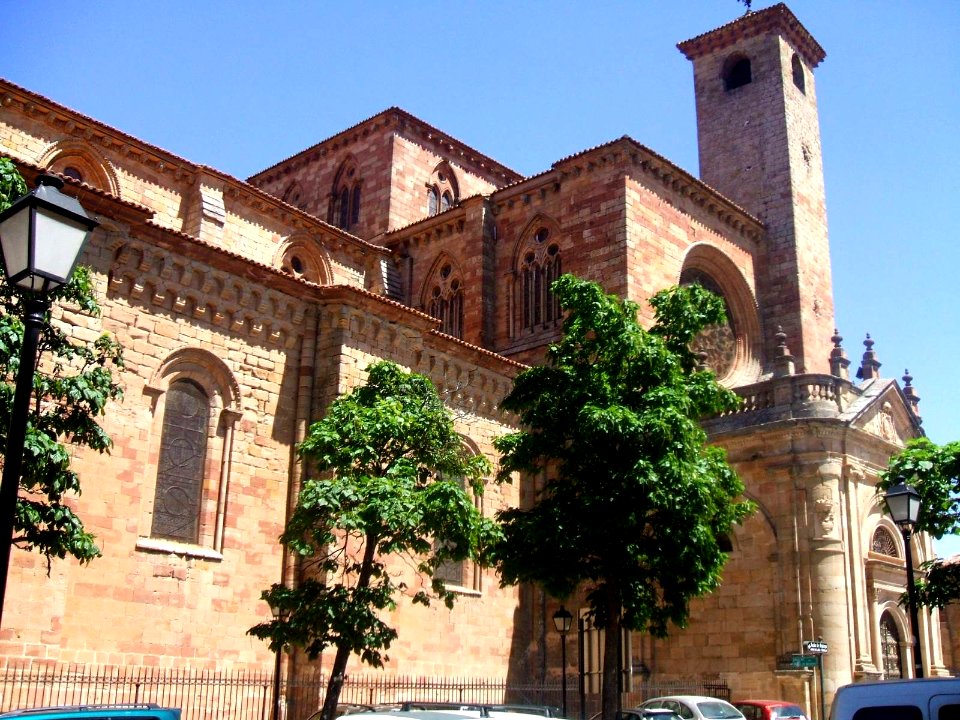 Sigüenza - Catedral, exterior 01