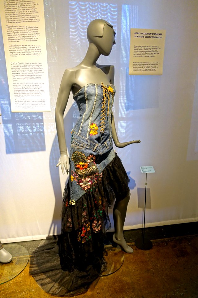 Signature dress, labeled Parasuco Jeans, 2008, cotton, nylon, plastic paillettes, elastane - Musée de la mode - Montreal, Canada - DSC07110