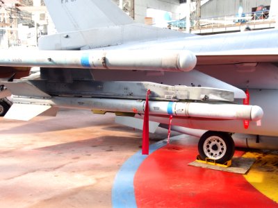 Sidewinder under F16, Musee Royale de l'Armee et d'Histoire Militaire