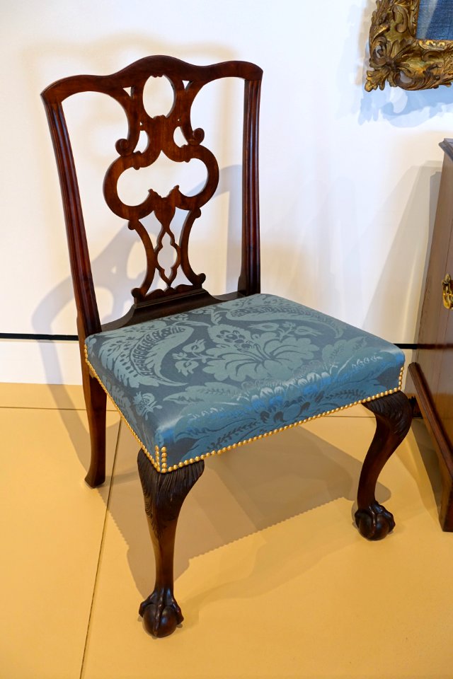 Side chair, Nathaniel Gould, Salem, Massachusetts, 1763-1768, mahogany, secondary woods - Peabody Essex Museum - DSC06664