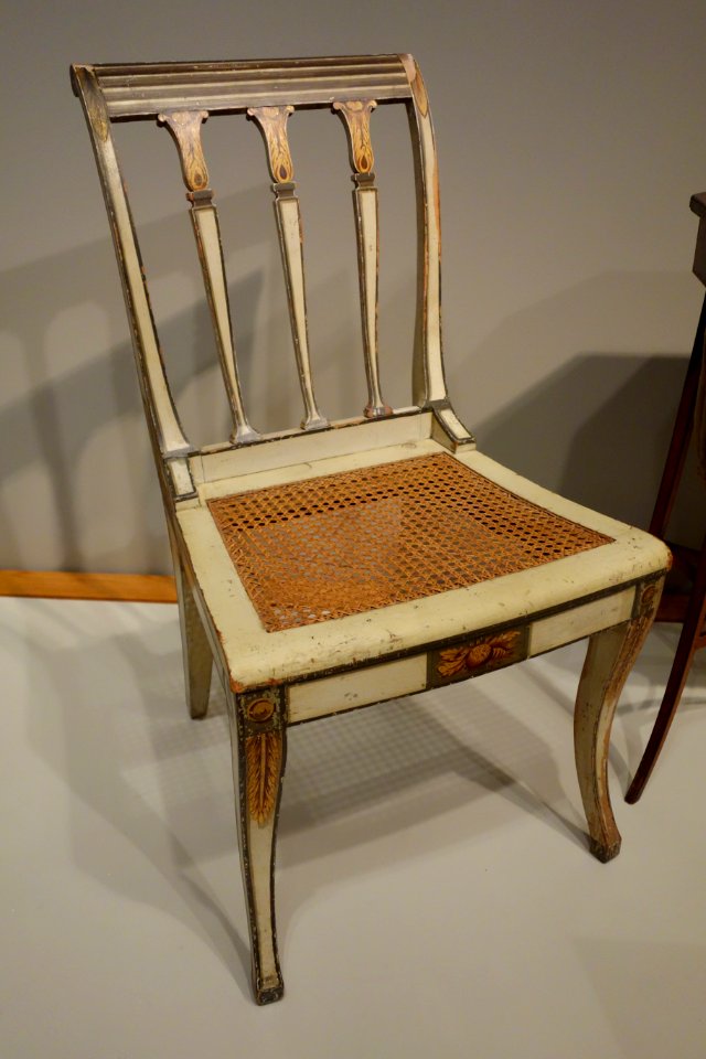 Side chair, made or painted by Joshua Holden, Boston, Massachusetts, 1807-1815, birch, original painted decoration beneath old repainted surface - Winterthur Museum - DSC01389