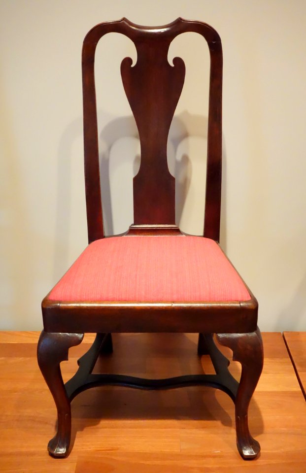 Side chair, William Savery (1721-1787), c. 1740-1750, walnut - De Young Museum - DSC00836