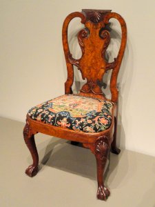 Side Chair, c. 1740, firm of Giles Grendey, England, burr walnut and walnut veneers - Art Institute of Chicago - DSC09757