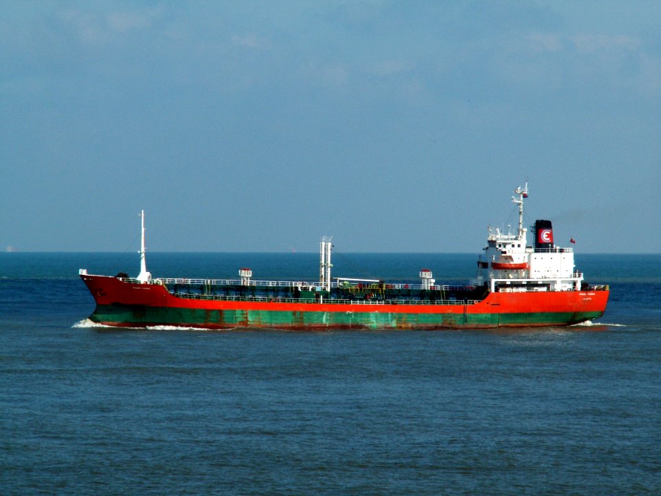 Sichem Formol p2 leaving Port of Rotterdam, Holland 12-Mar-2006