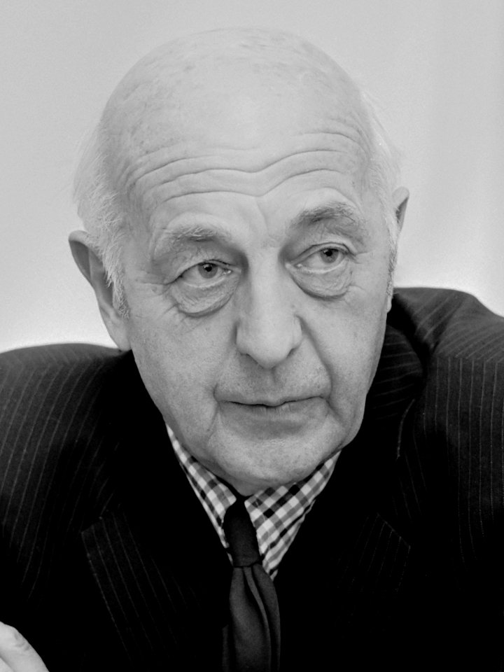 Sicco Mansholt (1974) (cropped)