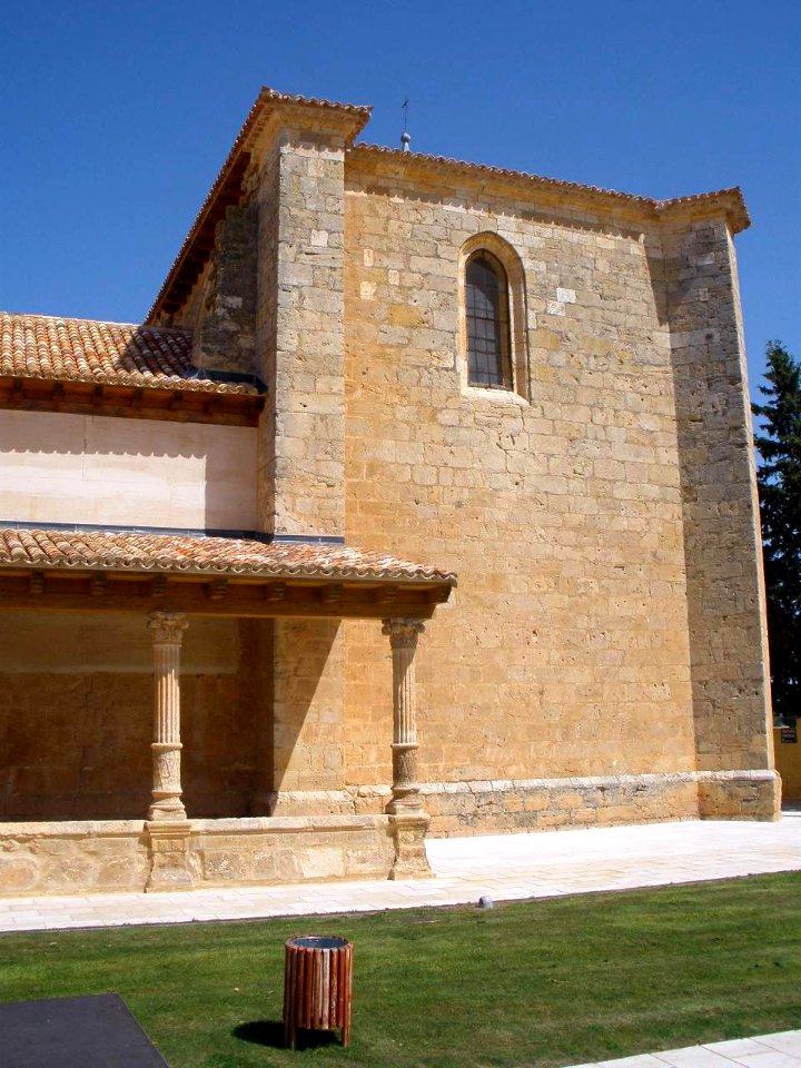 Sinovas (Aranda de Duero) - Iglesia de San Nicolas de Bari 06