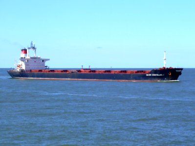 Silver Constellation - IMO 8417883 - Callsign 3FUD3 29aug07 approaching Port of Rotterdam, Holland 29-Aug-2007 photo-3