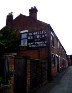Sign for Boselli's Ice Cream, Priory Road, Gloucester