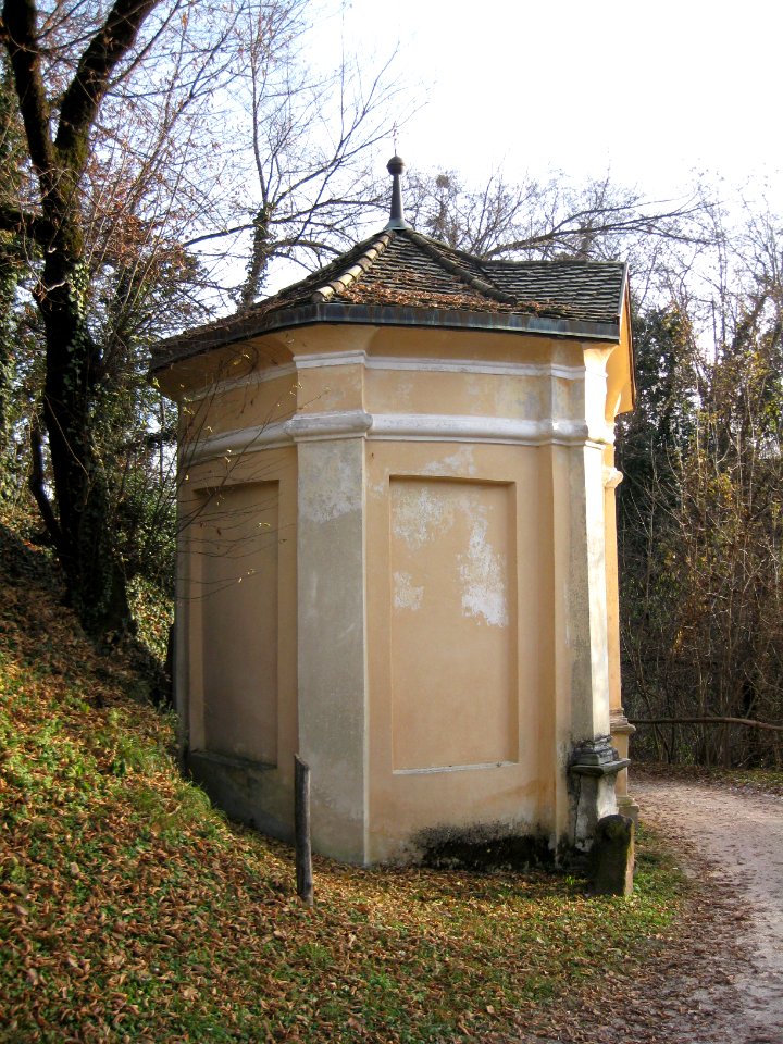Siebte Kapelle am Paul-Troger-Weg in Kaltern 4