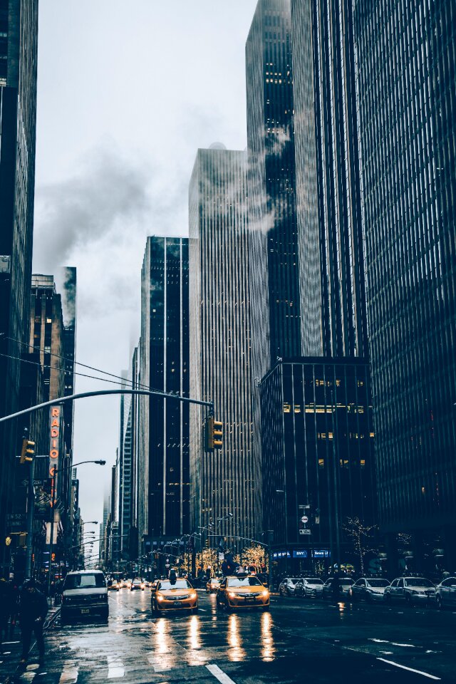 Rain 6th avenue avenue of the americas